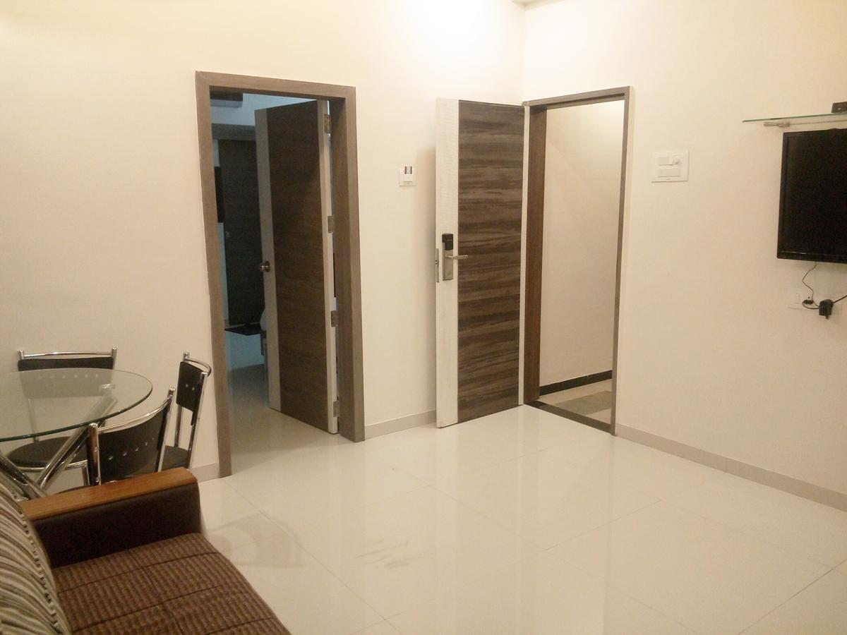 Hotel Pushpak Park Osmanabad Εξωτερικό φωτογραφία